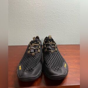 Sport Black water shoes